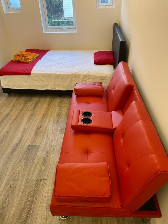 Stunning Twickenham Rugby Studio Flat Teddington Ngoại thất bức ảnh